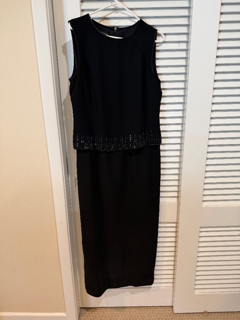 Jones New York Evening Black Beaded Layered Gown Size 12 Elegant Formal Dress